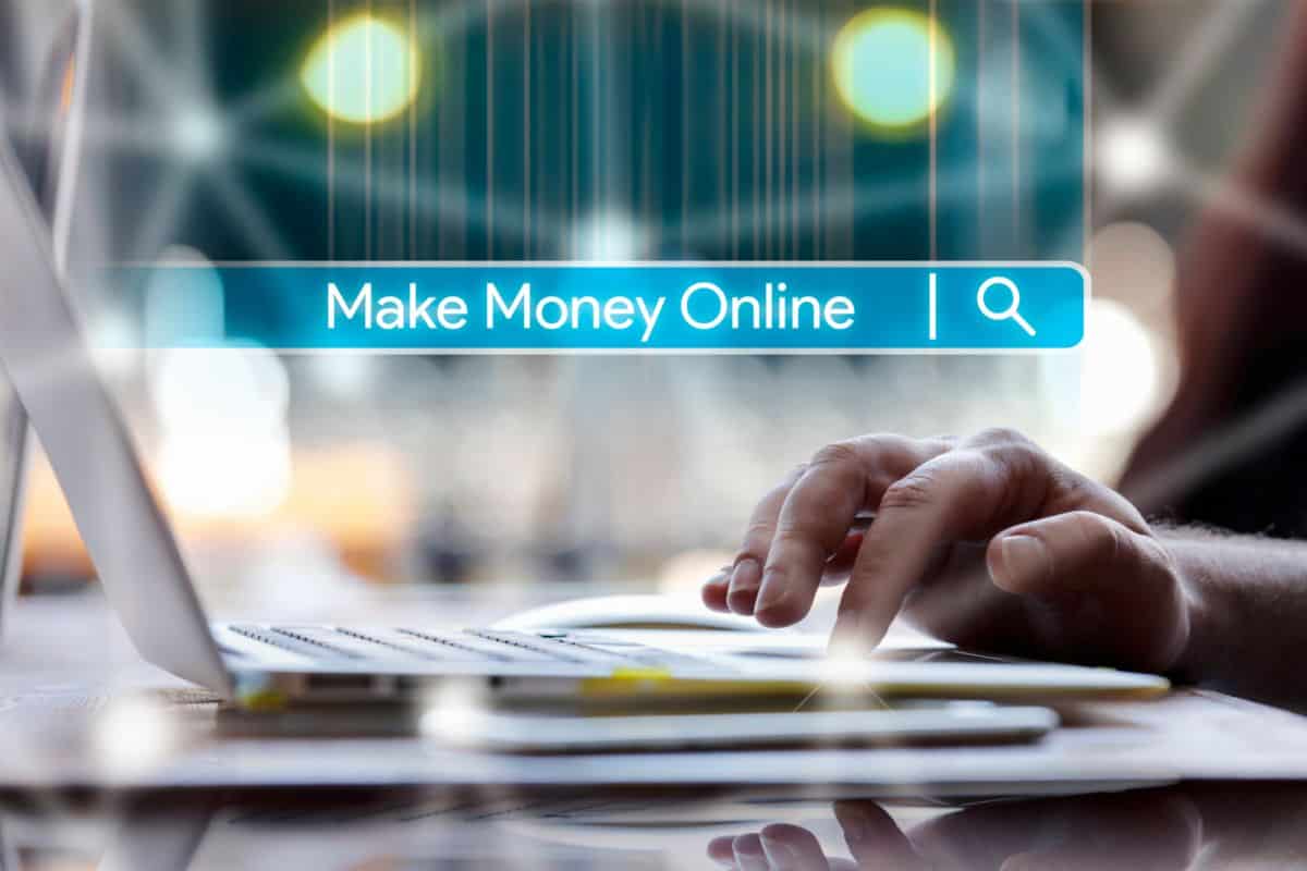 How To Make Money Online For Beginners (1)